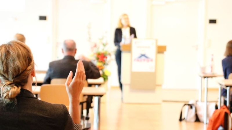 Rund 180 Fachleute besuchten die 8. Statuskonferenz des Forschungsnetzwerks Bioenergie am 17. und 18. September 2019 in Leipzig.