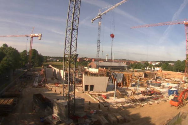 Baustelle des Zentralgebäude-Neubaus am 4. September 2013