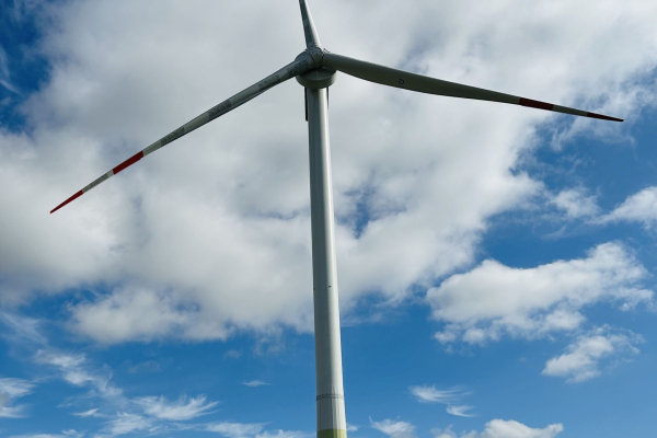 Eindrücke des neu eröffneten Forschungsparks Windenergie Krummendeich WiValdi