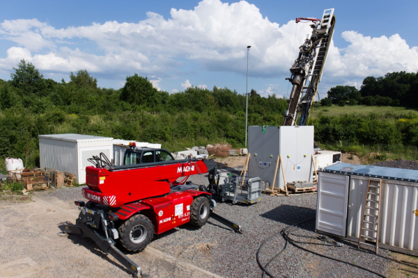 Der Versuchsaufbau LaserJetDrilling am Bohrplatz des International Geothermal Centre (GZB) in Bochum.